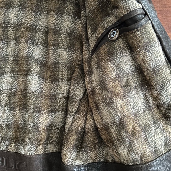 Vintage Banana Republic 3/4 Length Brown Leather Coat - Picture 6 of 16